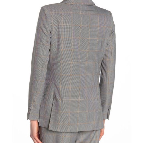 Oversized Blazer - Picture 2 of 3